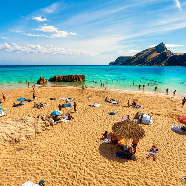 Golden Beach Escape